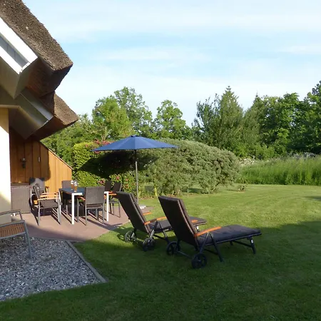 펜션 Behagliches Reetdachhaus Eibe 1 Puddemin