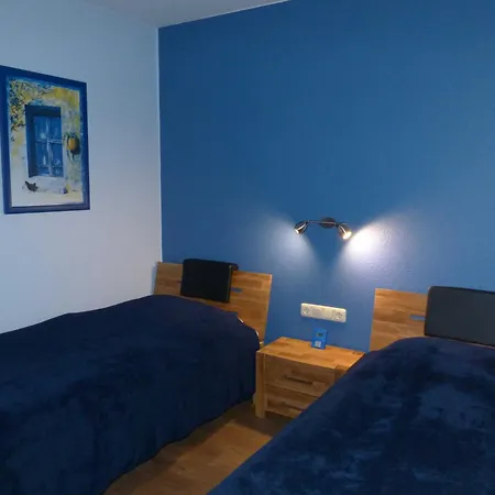 펜션 Behagliches Reetdachhaus Eibe 1 *