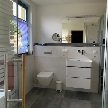 Behagliches Reetdachhaus Eibe 1 펜션 *